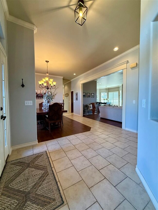 2725 Old Towne Trail, Shawnee, OK 74804 - photo 6