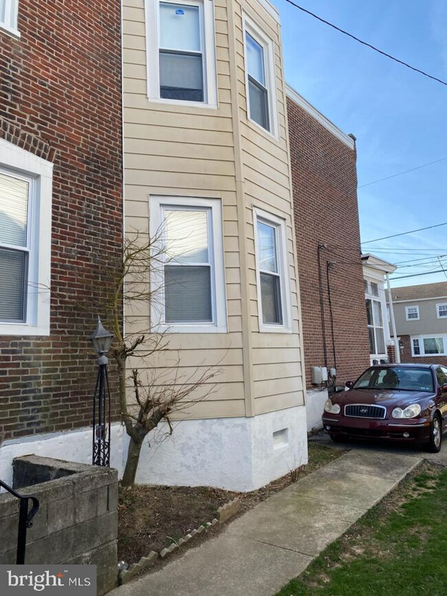 410 Rutledge Ave, Folsom, PA 19033 - photo 6