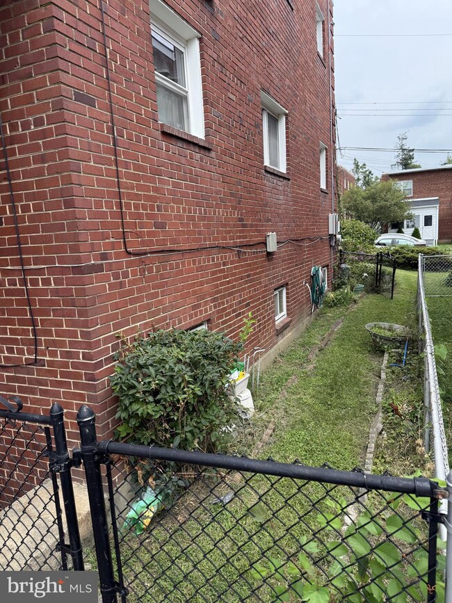 5908 8th St NE, Washington, DC 20011 - photo 7