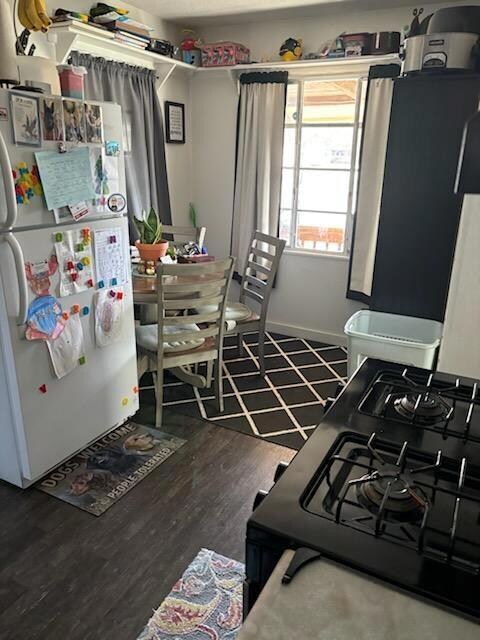 901 W 6th St S, Newton, IA 50208 - photo 4