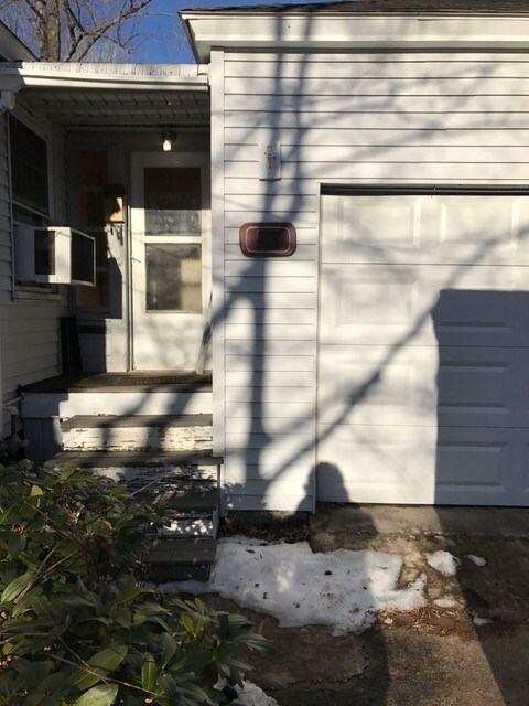 53 Decatur Rd, Portsmouth, NH 03801 - photo 2