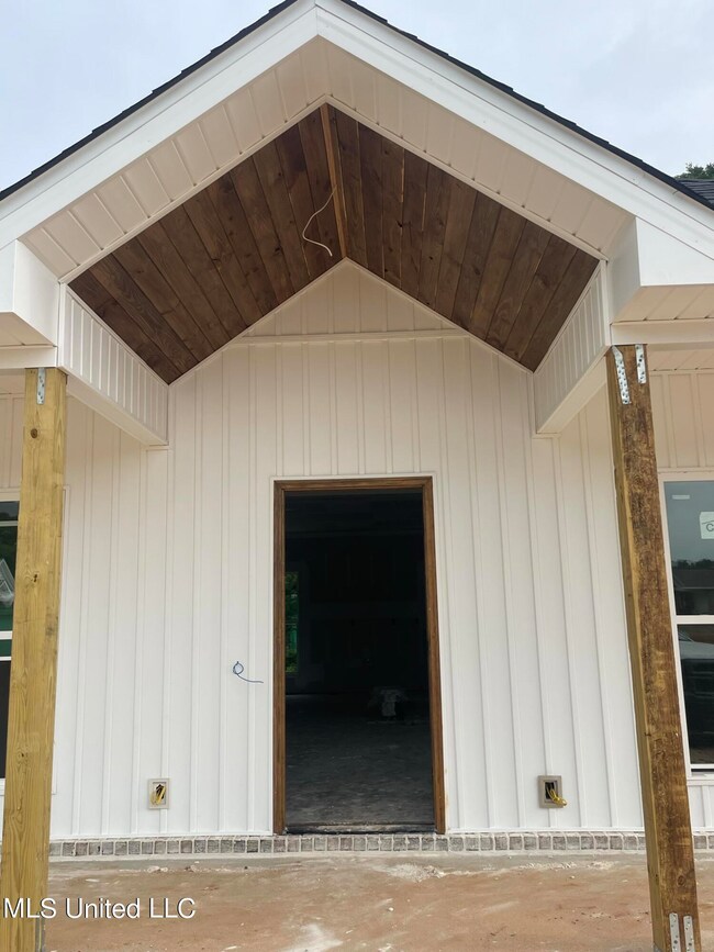 133 Trevor Ln, Lucedale, MS 39452 - photo 2