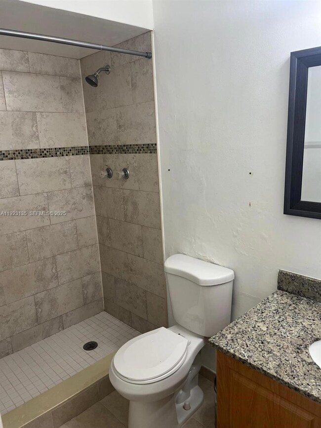 19130 SW 113th Place unit B, Miami, FL 33157 - photo 7