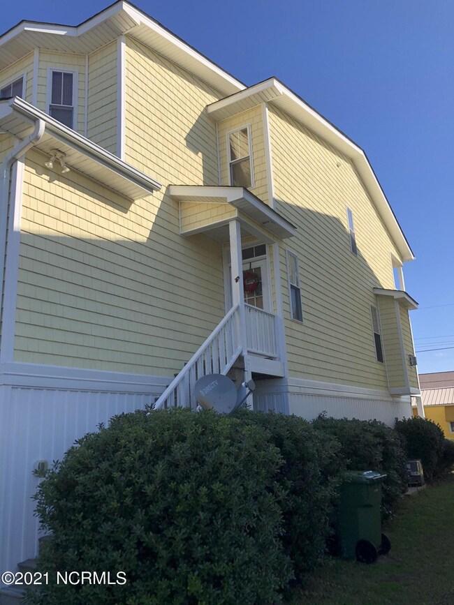 509 S 3rd Ave B R Side