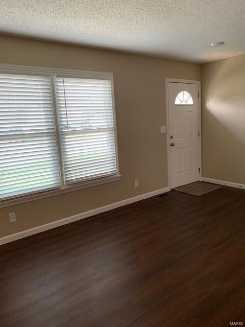 554 Kimberly Ct, Farmington, MO 63640 - photo 3