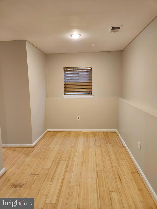 11546 Joyceton Dr unit 33-1, Upper Marlboro, MD 20774 - photo 6