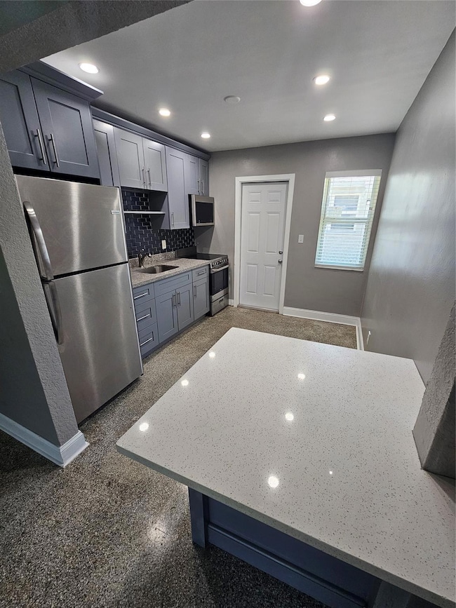 325 Phippen Waiters Rd unit 2, Dania, FL 33004 - photo 3