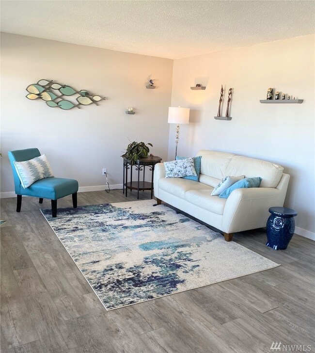 520 Maple St unit 103, Edmonds, WA 98020 - photo 6