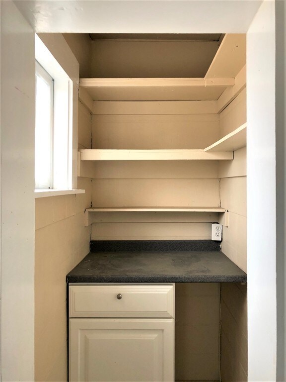 54 New Bridge St unit 1, West Springfield, MA 01089 - photo 5