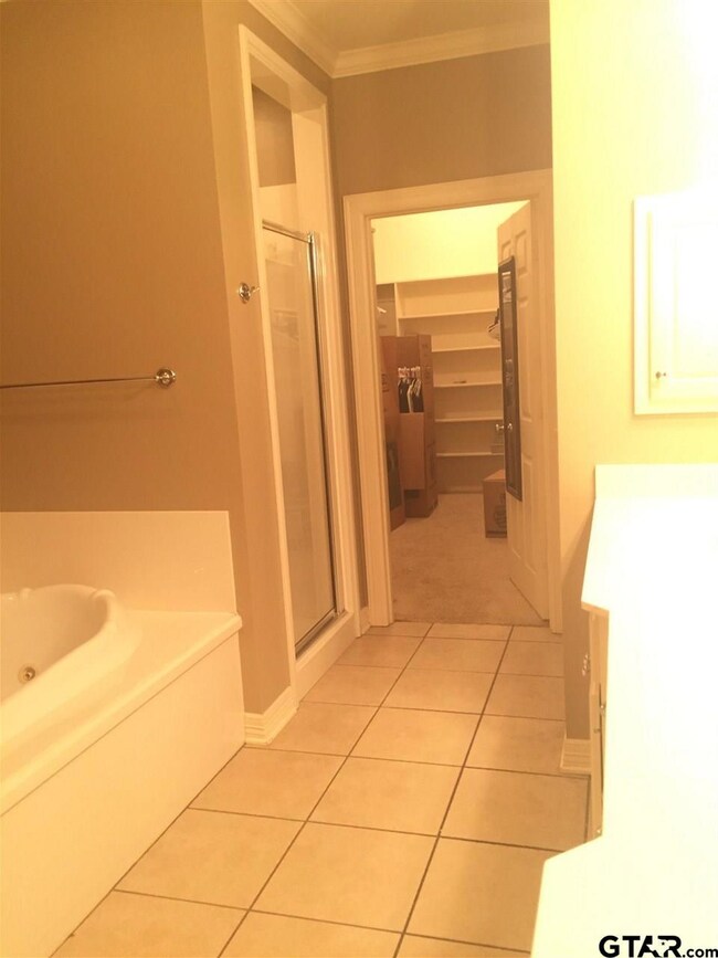 2904 2904 Scotland Cir, Tyler, TX 75707 - photo 2
