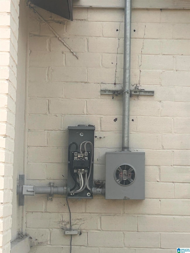 528 1st St SW, Birmingham, AL 35211 - photo 7