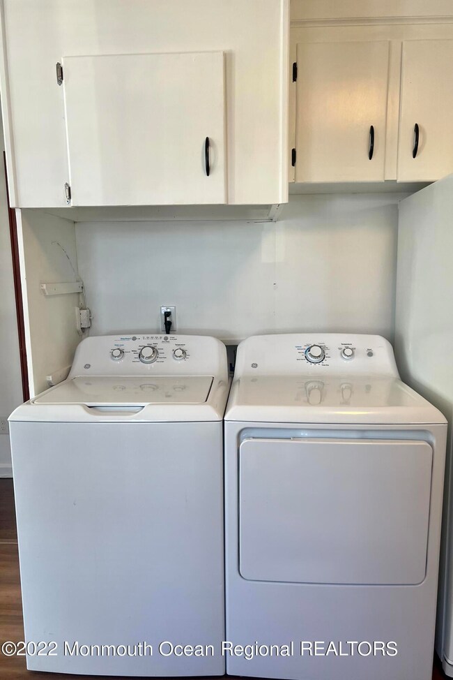 90 Division St, Keyport, NJ 07735 - photo 5