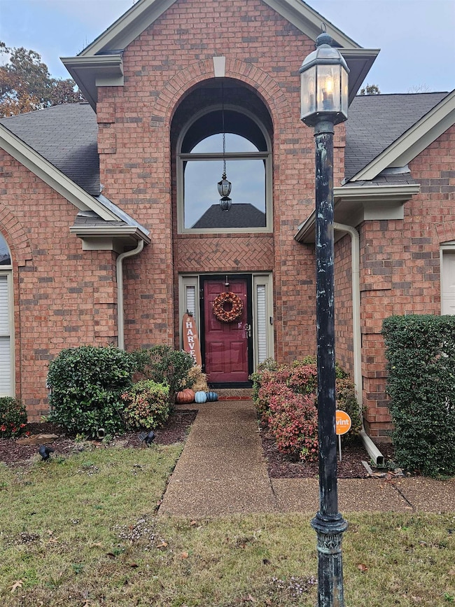 1218 Cordova Green Dr, Cordova, TN 38018 - photo 2