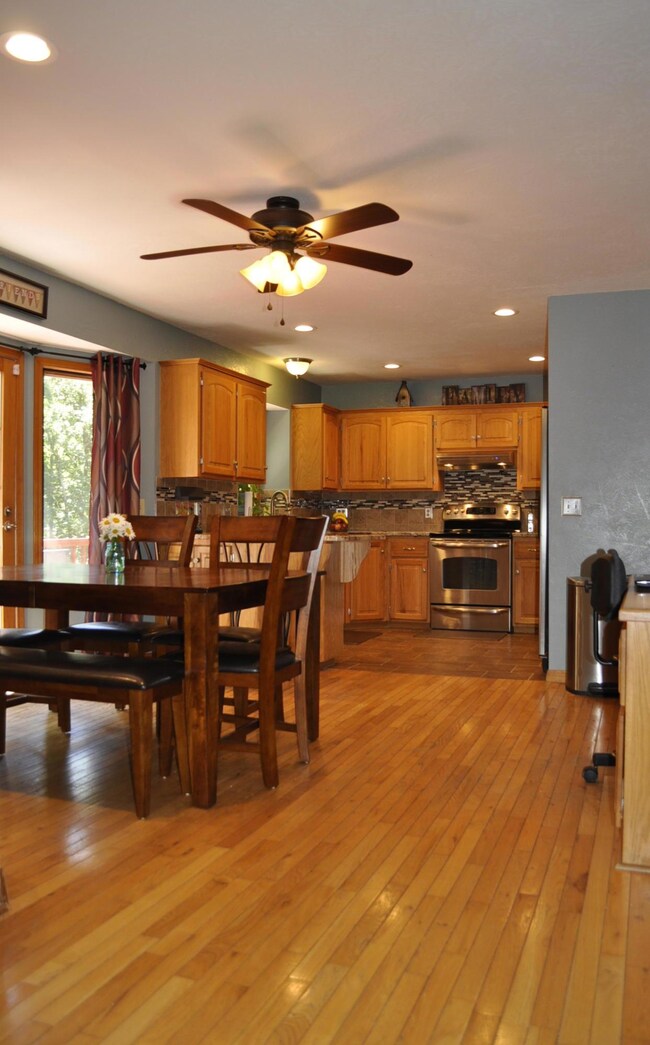 4266 S 90th Rd, Bolivar, MO 65613 - photo 7