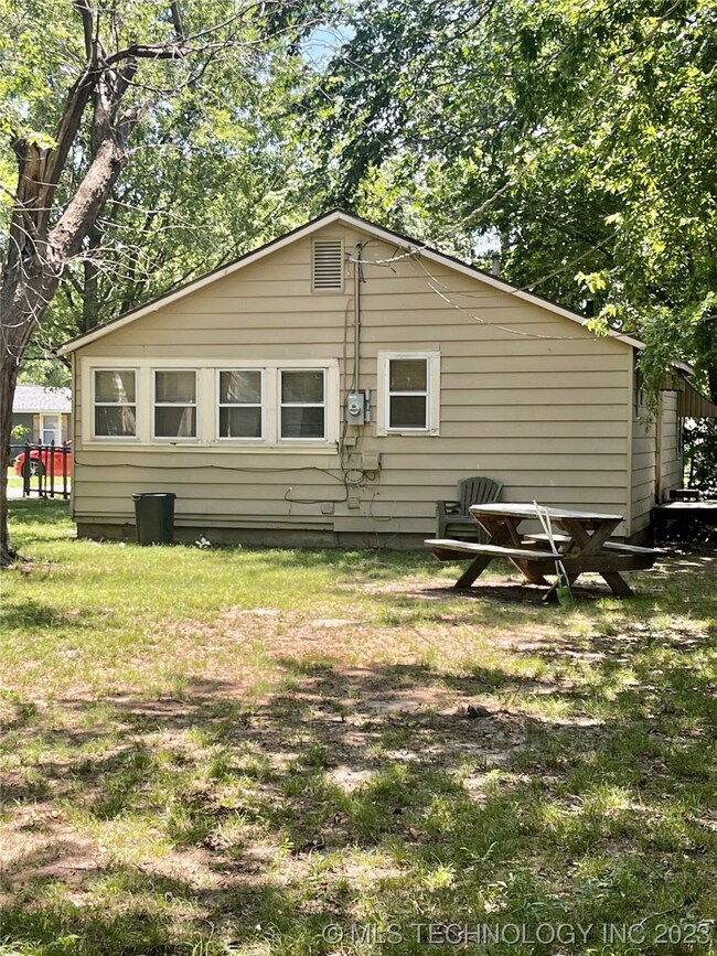 524 W Fort Worth St, Broken Arrow, OK 74012 - photo 4