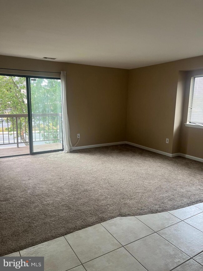 204 Lucas Ln, Voorhees, NJ 08043 - photo 3