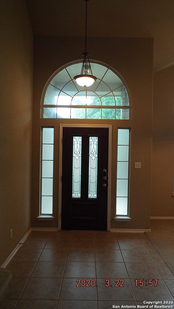 10519 Shire Country, San Antonio, TX 78254 - photo 3