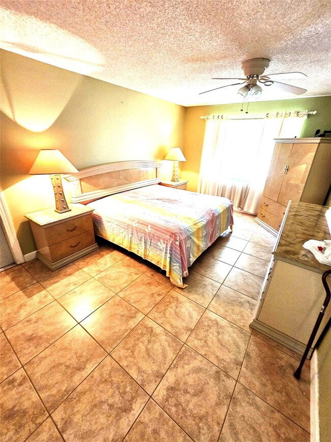 1152 Circle Dr unit D, Delray Beach, FL 33445 - photo 7