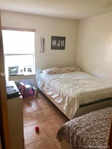 15232 SW 142nd Ct, Miami, FL 33177 - photo 5