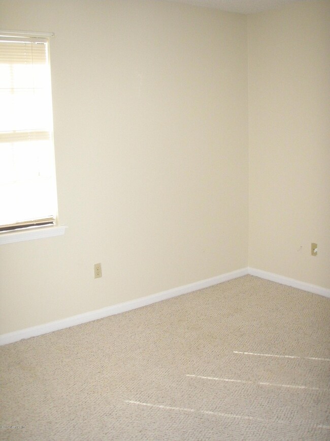 3981 Hatchling Ct, Jacksonville, FL 32210 - photo 6