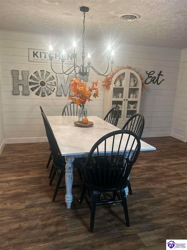 1118 S Walnut St, Upton, KY 42784 - photo 3