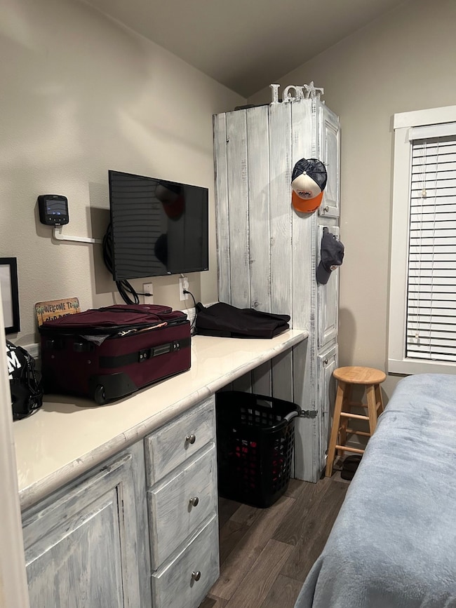 12922 Longstreet Rd unit L10, Willis, TX 77318 - photo 6