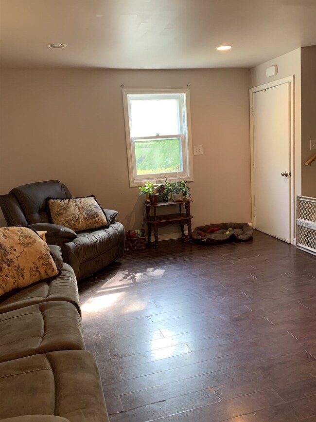 419 Deerpath Ln, Pembroke, NH 03275 - photo 4