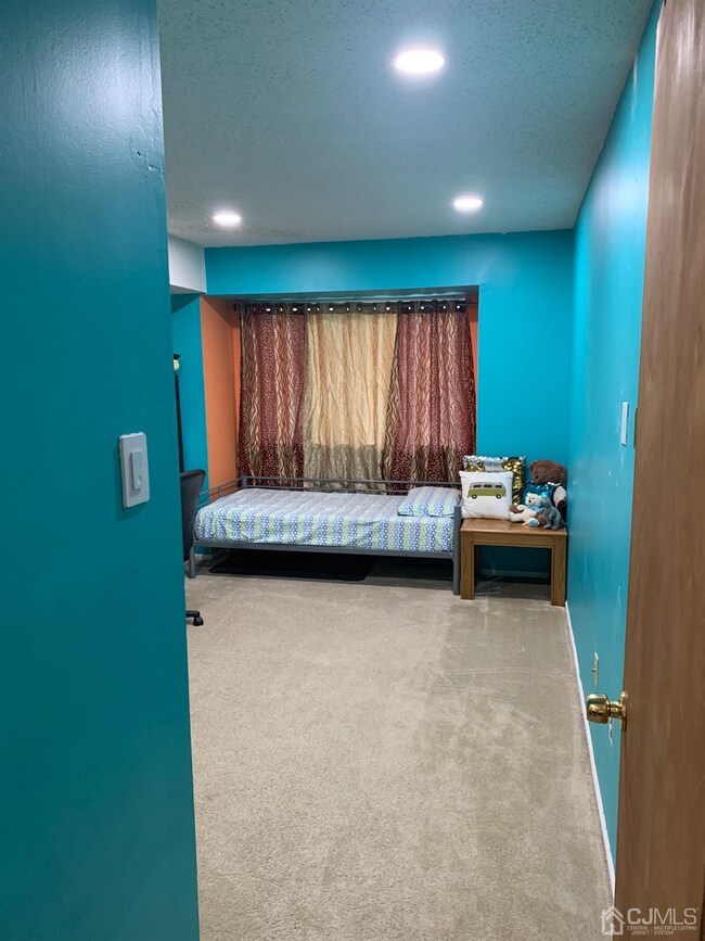 1120 Edison Glen Terrace, Edison, NJ 08837 - photo 7