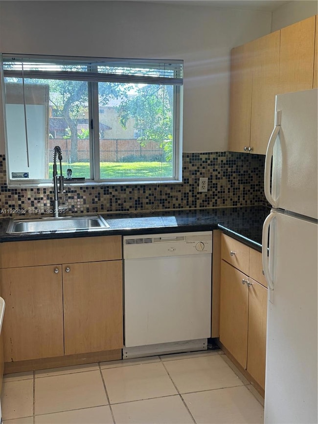 2522 NE 184th Terrace, North Miami Beach, FL 33160 - photo 2