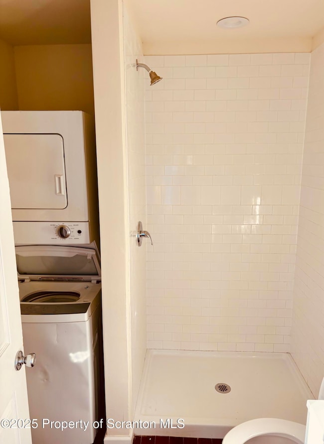 3709 Laurel Ave unit REAR 2nd Floor, Moosic, PA 18507 - photo 5