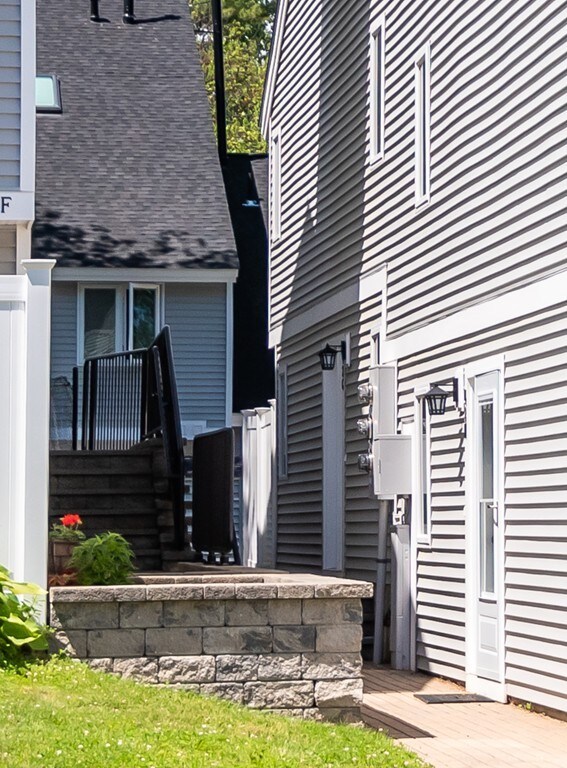 42 Meadow Pond Dr unit G, Leominster, MA 01453 - photo 4