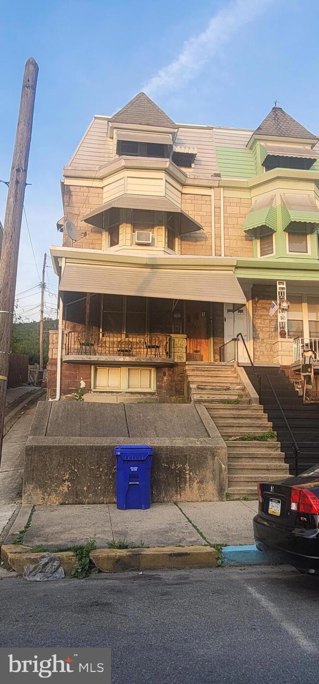 943 N 12th St, Reading, PA 19604 - photo 2