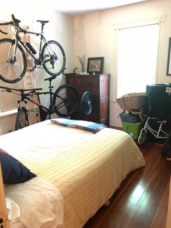 21 Bartlett Crescent unit 1, Brookline, MA 02446 - photo 7