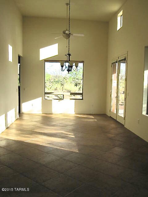 Dining Rm