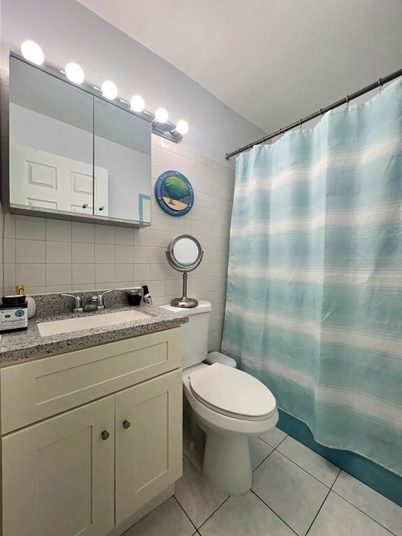 25 Regency Park Dr unit 25, Agawam, MA 01001 - photo 5