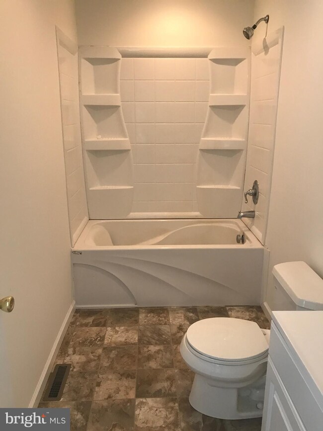 14 Buttonbush Ct, Elkton, MD 21921 - photo 5