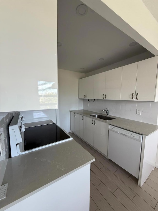 4085 Cornwall E, Boca Raton, FL 33434 - photo 6