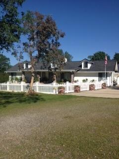 neighbors house