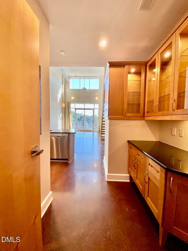 The Flats - Exchange on Erwin unit 428, Durham, NC 27705 - photo 3