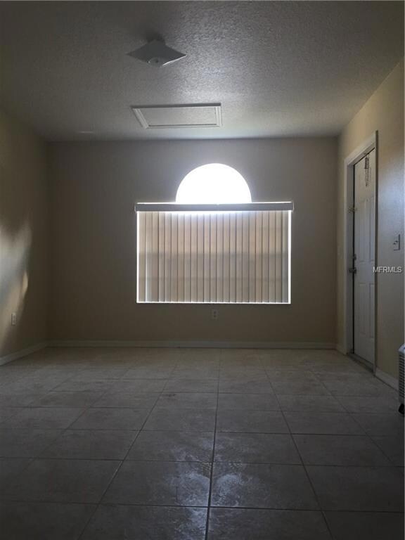 222 Coco Plum Dr unit Studio, Davenport, FL 33897 - photo 3