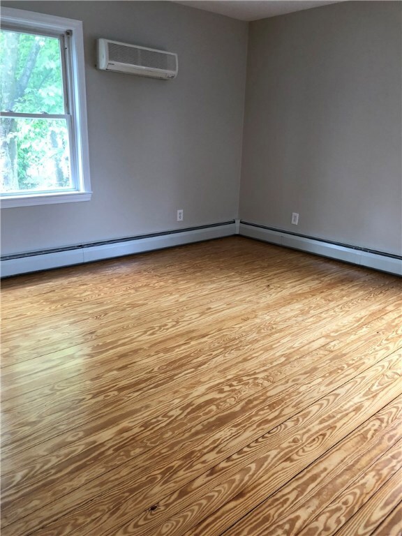 101 Grandview Ave unit 2, Providence, RI 02906 - photo 7