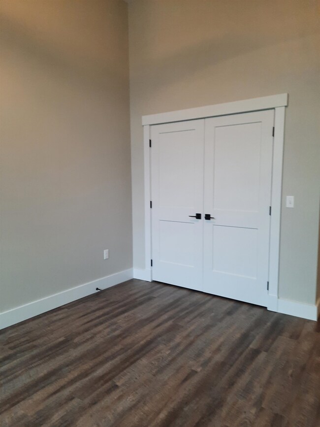 239 Skimobile Rd unit 310, Conway, NH 03860 - photo 3