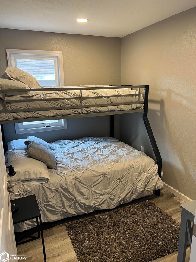 15274 Pascal St, Clear Lake, IA 50428 - photo 6