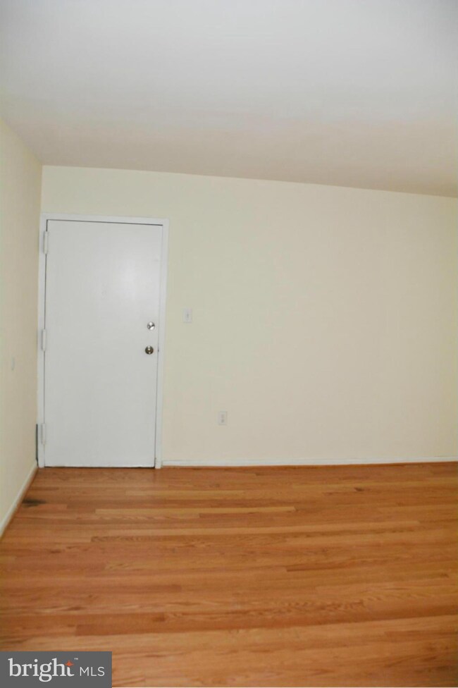 17822 Buehler Rd, Olney, MD 20832 - photo 4