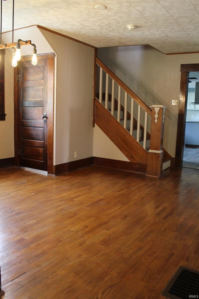 727 E Walnut St, Portland, IN 47371 - photo 7