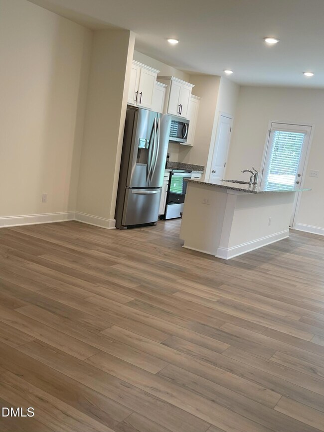 6404 Lady Eliza Ln, Raleigh, NC 27610 - photo 6