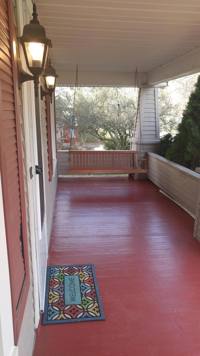 301 Front Porch 1A