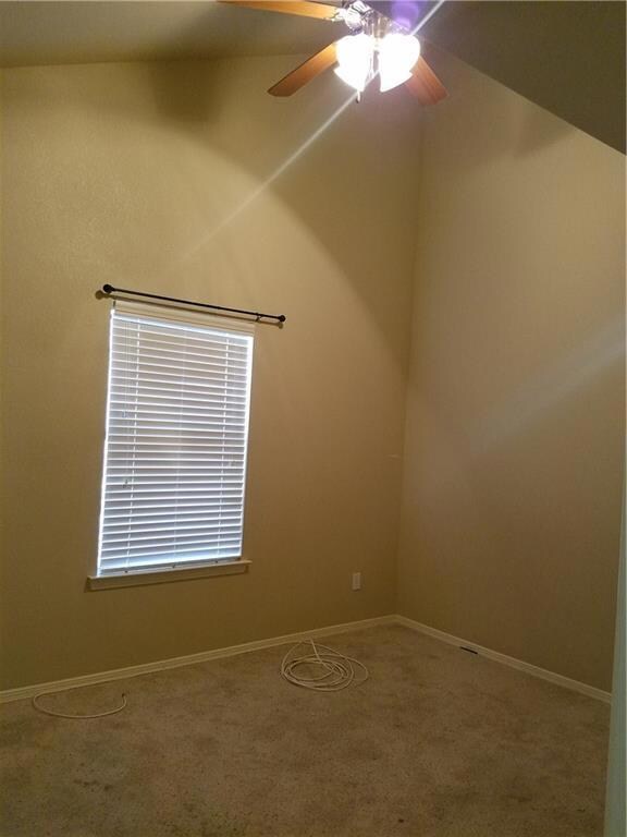 757 Desert Sage Dr, Horizon City, TX 79928 - photo 6