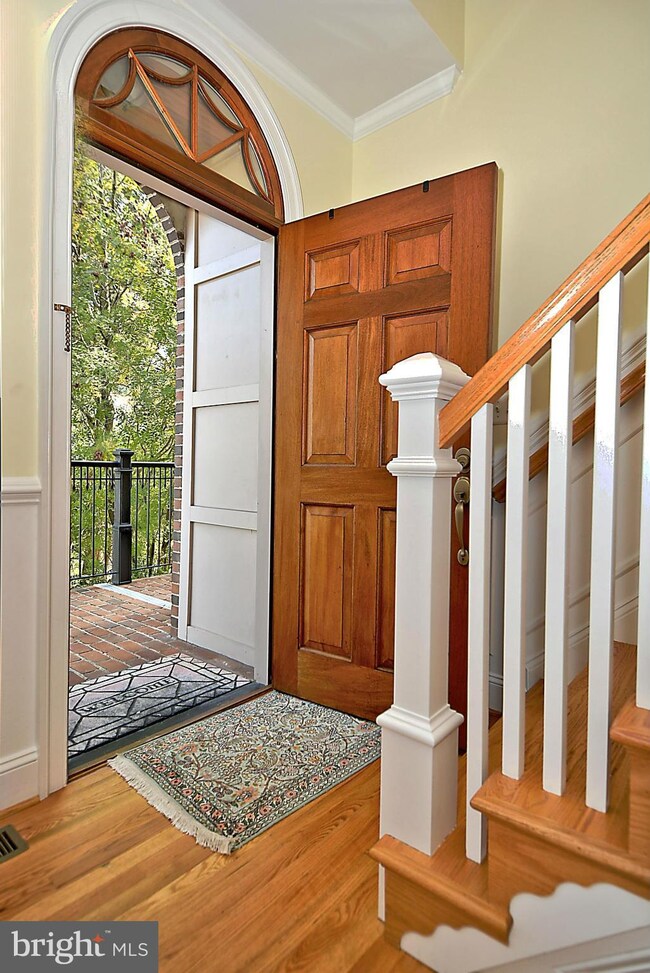 231 Locust St SE unit 2, Vienna, VA 22180 - photo 7