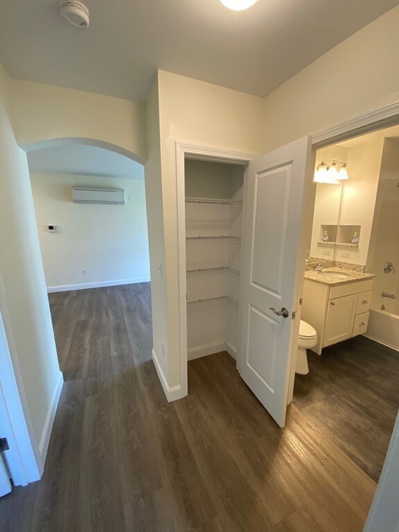 67 Saunders St, North Andover, MA 01845 - photo 5